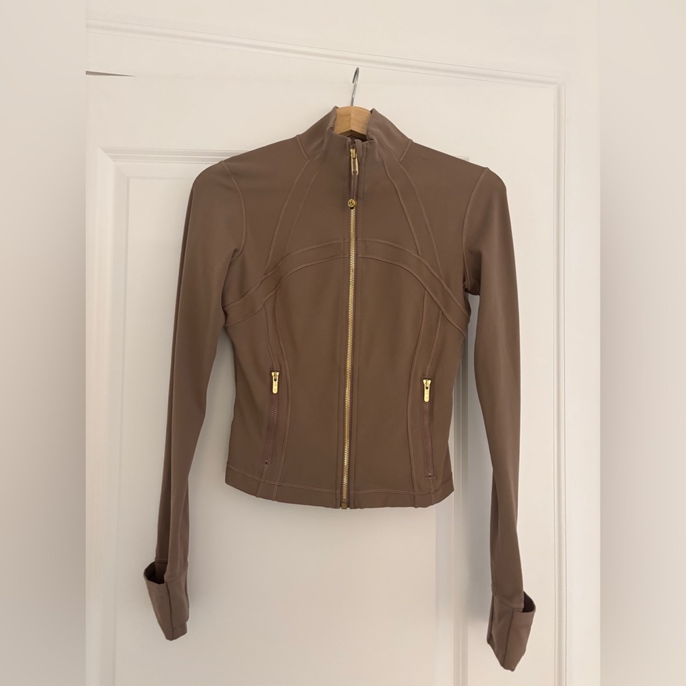 Lululemon Define Women's Tan and Gold Jacket